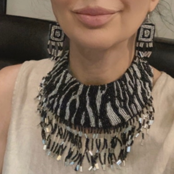 Unique Handcrafted Zebra Bib necklace with matching earrings - Picture 2 of 3